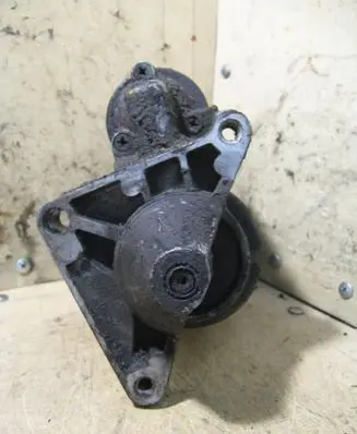 Peugeot 605 Starter motor 18I