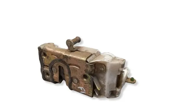 Toyota Avensis T220 Rear door lock 