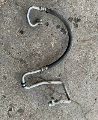 Dacia Dokker Air conditioning (A/C) pipe/hose 924903288