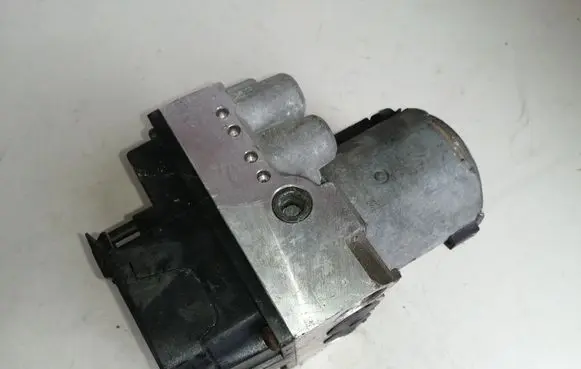 Audi A6 S6 C4 4A ABS Pump 0265214002 8D0614111
