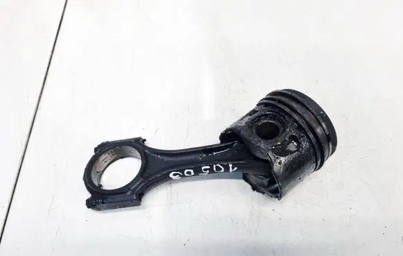 Peugeot 4007 Piston with connecting rod 