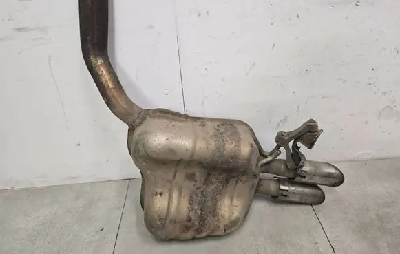 Muffler/silencer