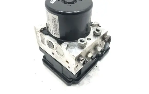 Volvo XC60 ABS Pump 31400101