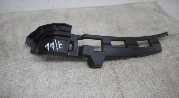 Mercedes-Benz GLA W156 Front bumper mounting bracket