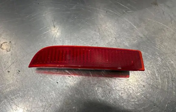 Toyota RAV 4 (XA30) Rear tail light reflector 8191013022 4054869