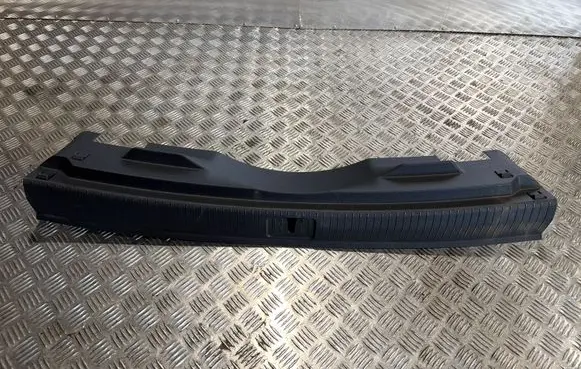 Volkswagen Tiguan Trunk/boot sill cover protection 5NA863459F