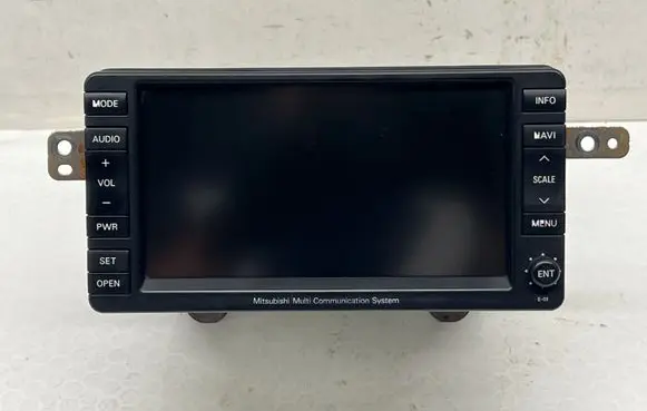 Mitsubishi Pajero Radio/CD/DVD/GPS head unit 8750A070