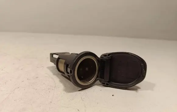 Nissan X-Trail T32 Cigarette lighter 