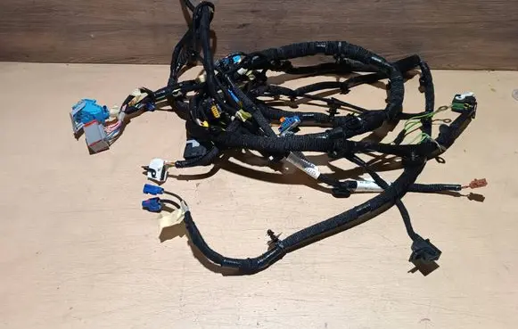 Peugeot 2008 II Panel wiring 9861291080