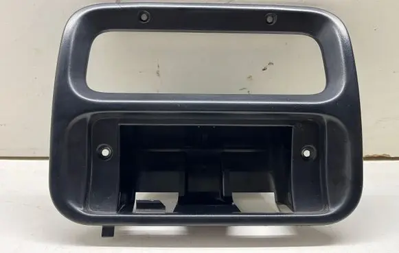 Renault Master II Radio/GPS head unit trim 7700351880 05520 N25869