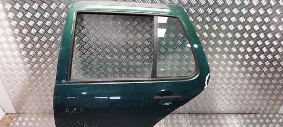 Volkswagen Golf IV Rear door S26372633