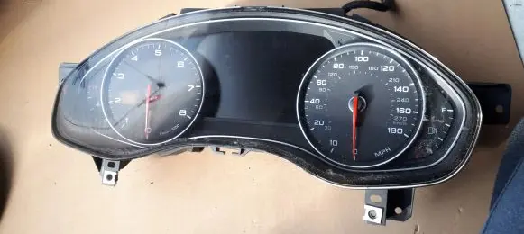 Audi A6 S6 C7 4G Speedometer (instrument cluster) 4G8920984K