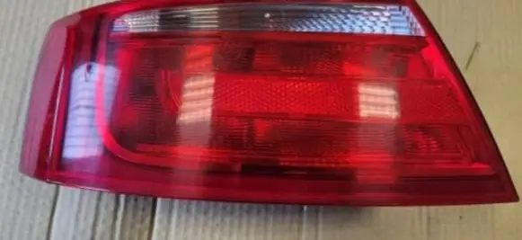 Audi A5 8T 8F Tailgate rear/tail lights 8T0945095 NE65611