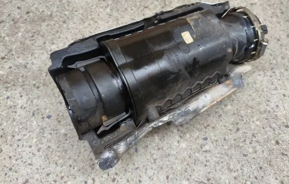Volvo XC90 Intake resonator 31474341 D367C