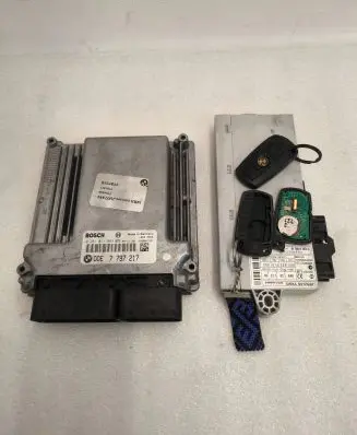 BMW 1 E81 E87 Engine ECU kit and lock set 7797217 0281011963