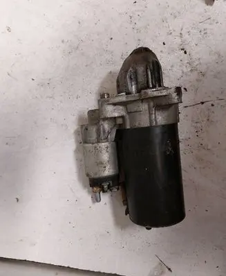 Iveco Daily 35 - 40.10 Starter motor 69502571
