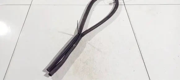 Citroen C4 I Rubber seal front coupe door 
