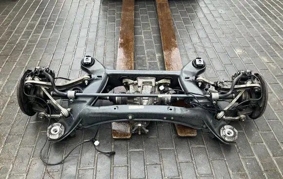 Mercedes-Benz C W205 Rear axle beam TM16526