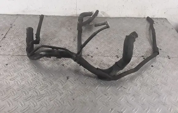 Hyundai Santa Fe Engine coolant pipe/hose 2564027400