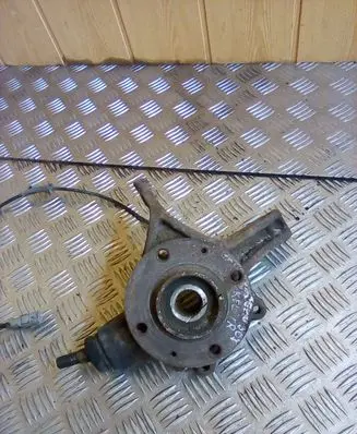 Peugeot 307 Front wheel bearing hub 