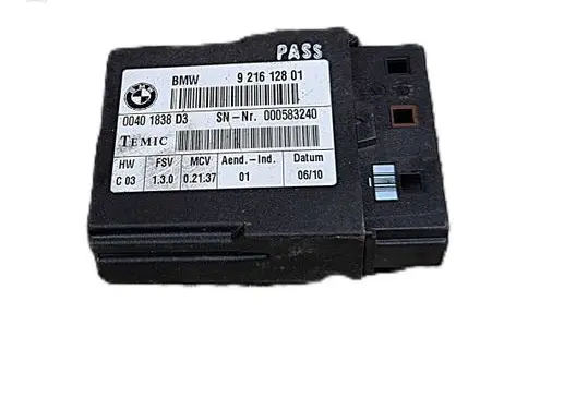 BMW 3 E90 E91 Seat belt adjustment motor 9216128 00401838D3 000583240