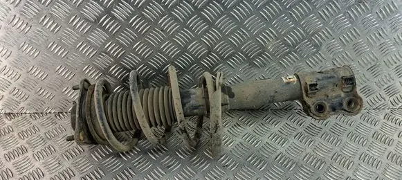 Hyundai i40 Front shock absorber/damper 546513Z140