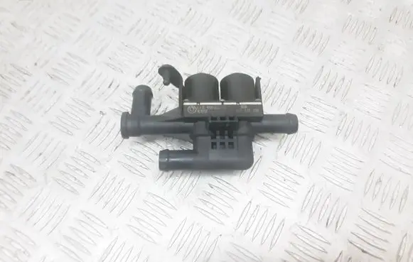 BMW 7 F01 F02 F03 F04 Coolant heater control valve 9119164