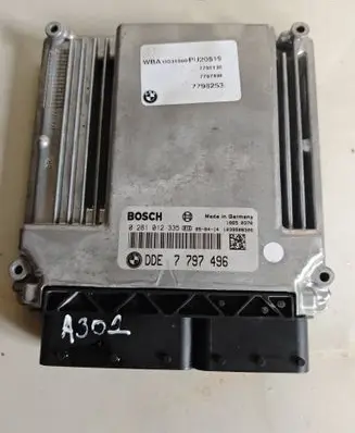 BMW 1 E81 E87 Engine control unit/module 7797496 0281012335 1039S08306