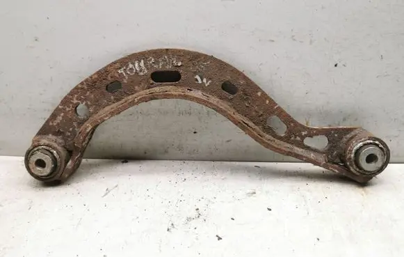 Volkswagen Touran I Rear suspension control arm 