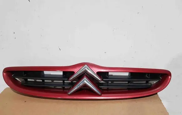 Citroen Saxo Quarter panel pressure vent 9636012877