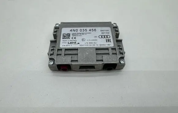 Audi A5 Aerial antenna amplifier 4N0035456