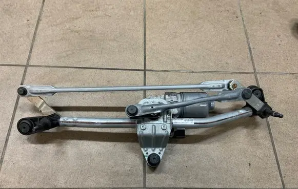 Audi A3 S3 8V Front wiper linkage and motor 8V1955023C 8V1955119C