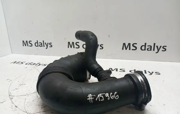 Mercedes-Benz E W211 Turbo air intake inlet pipe/hose A6480940197 6480940197
