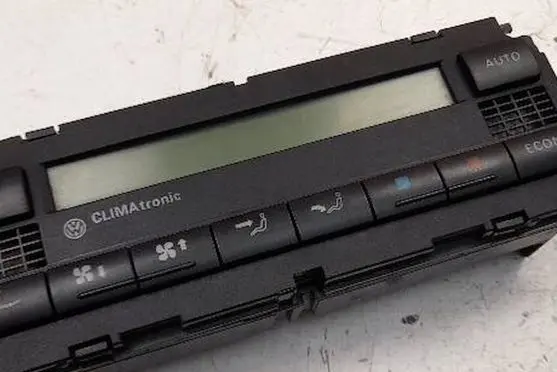 Volkswagen Bora Climate control/heater control trim 5HB007617-10