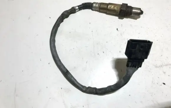 Mercedes-Benz C W205 Lambda probe sensor 0281004221 h8201395330