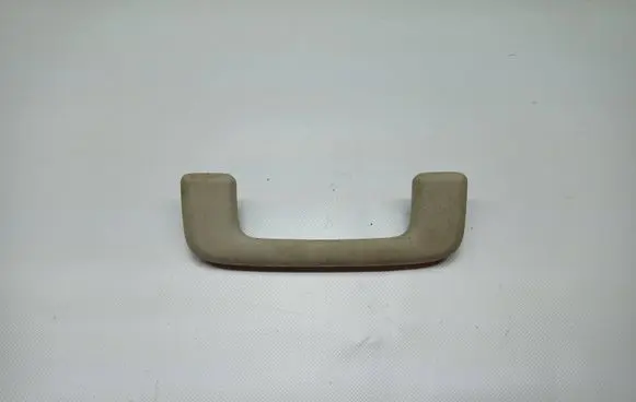 Mitsubishi Outlander A set of handles for the ceiling 