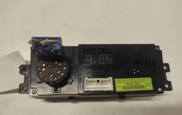 Opel Antara Climate control unit 1301080022 95262212