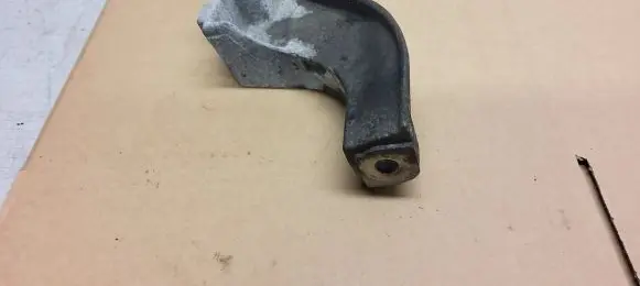 Fiat Bravo Engine mounting bracket 46780490