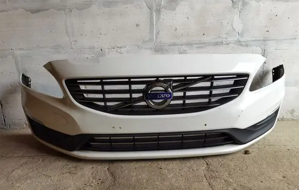 Volvo S60 Front bumper