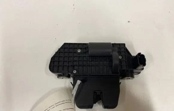Citroen C3 Tailgate/trunk/boot lock/catch/latch 9151487499H 9684648680