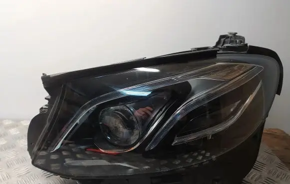 Mercedes-Benz E W213 Headlight/headlamp A2139066504