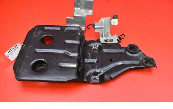 Nissan Pulsar Battery box tray 