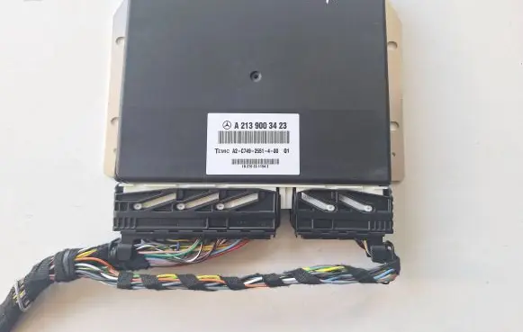 Mercedes-Benz E W213 Other control units/modules A2139003423 A2C7492551400