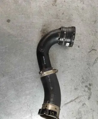 Land Rover Discovery Sport Intercooler hose/pipe HJ326C646