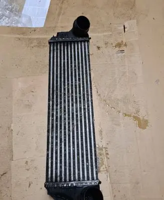BMW 5 F10 F11 Intercooler radiator 7812016 T3384003