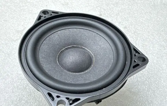 Tesla Model Y Panel speaker 107974200B 231221092A 10984402