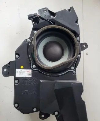 KIA Sorento Subwoofer speaker 963802PAA0 963802P200