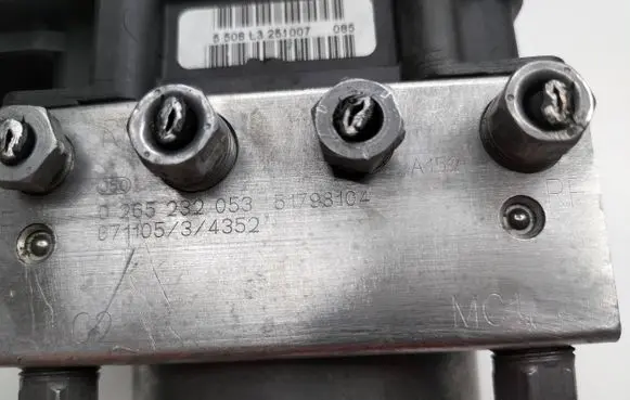 Fiat Grande Punto ABS Pump 51798104 0265232053 0265800690