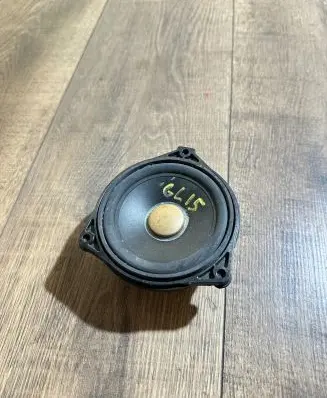 Mercedes-Benz GL X166 Panel speaker A2318201202 8927007802A 13714J0352