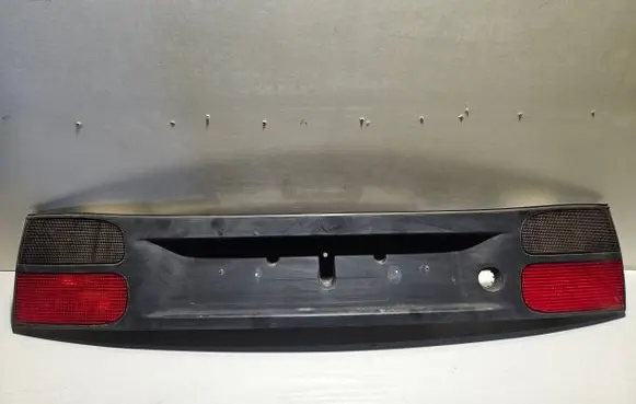 Renault Laguna I Trunk door license plate light bar 22260002 7700820049